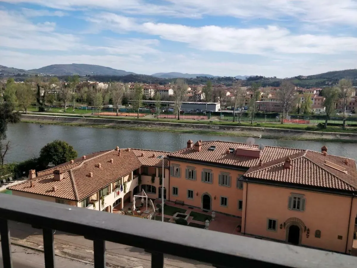 Columbus Urban Resort Florencie Hotel